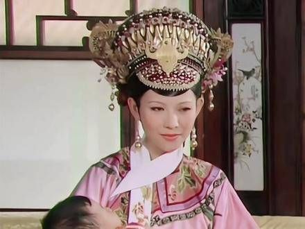 胧月的童年真幸福,一出生就被全家人宠爱着