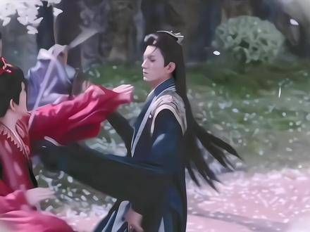 回复墨小圣的评论 笛盟主暴打肖紫衿名场面,喜欢看是吧