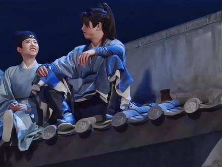 “把真心藏于玩笑,少年时懵懂的爱情总是最透明的”…