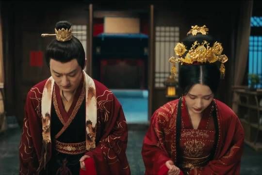 风华鉴三人文学背德感 小叔子敢私会太子妃,你也太不把太子当回事了!