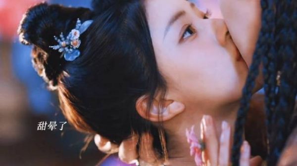 燕子京咋和段嘉许一个样啊,还问端午能不能亲她一下 这里笑死我了…
