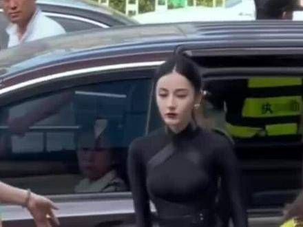 迪丽热巴为何与嘉行紧密合作?