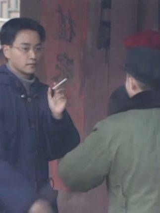 他比兰花指,真是举手投足间尽显优雅