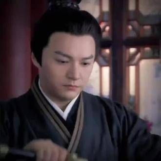 别人肯定认为他是在假装努力,但他可是郭靖啊,这就是他的人品