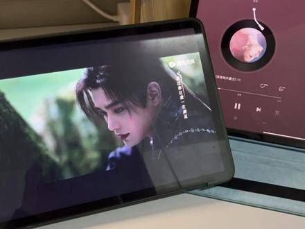 “看到你美丽的眼睛总是带着笑意,这也成为了我的一种幸福”