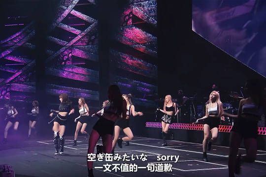 jennie这首歌你站日文版还是韩文版呢?