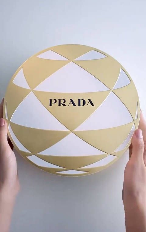 杨紫最新物料,直接近距离怼脸拍,毫不畏惧