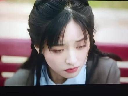 《失笑》真的非常精彩,我明天课程满满,早上八点还有体育课…