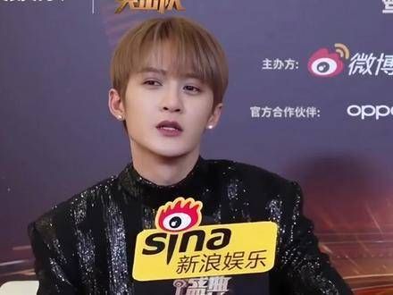 萌萌的脸蛋配上这磁性的笑声,反差感真的绝了~哈哈哈合集