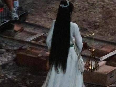 这应该是第一个被男主角多次击杀的女主角