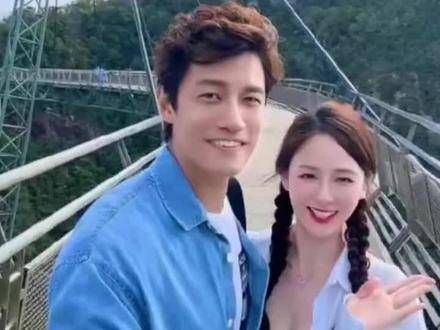 台媒透露,陈乔恩与丈夫艾伦结婚两年后,计划在9月下旬举办一场小型婚礼