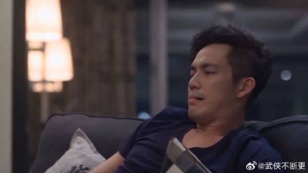 以琛误会默笙,以为要再次丢下他,默笙反应安心