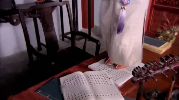 嫡子和庶子考试,正房得意压小妾一头,结果嫡子只会干饭让她丢脸