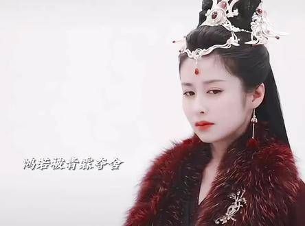 鸿奕因父母之事长期怨恨姑姑，而鸿若被青霖夺舍后，大开杀戒…