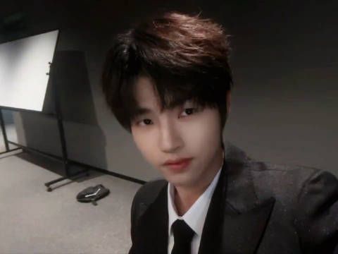 学习新思想,携手新青年! 这张脸百看不厌 来源:钎城某音