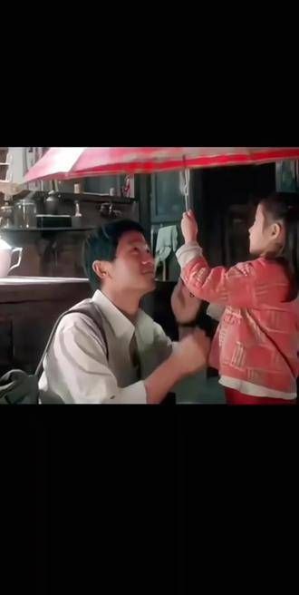 本人认证:庄超英小时候也喜欢庄筱婷,晓彤也没想到叔叔长大成了自己的父亲