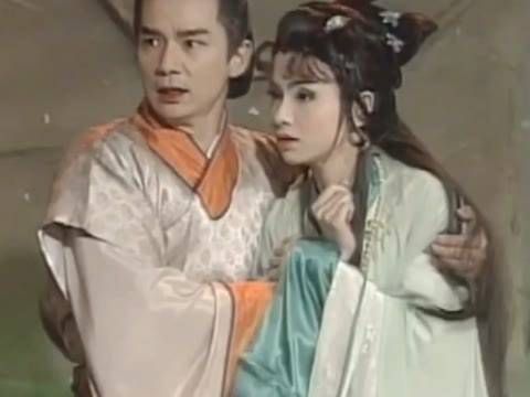 2000年台版《封神榜》中,陈怡真饰演苏妲己,王耿豪则扮演姜子牙