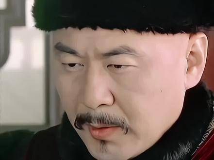 “多年夫妻”,他怎会不知华妃真心相待,但他心中所爱却是世兰,而非年世兰