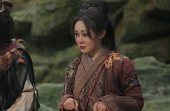 网友说他们天天风餐露宿衣服谁洗，然后就有人说应该是扔进塔里让妖怪洗