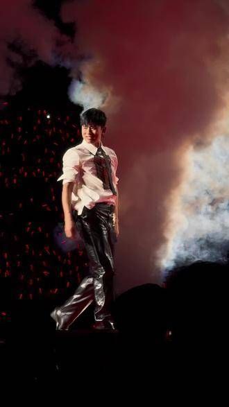 别人这么说是不正经,但张杰一开口就是直击心灵