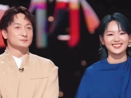 不愧是现场演唱的王者,全开麦清唱也如此动听…