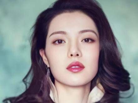 钟楚曦的颜值高?那都是遗传自妈妈呀!