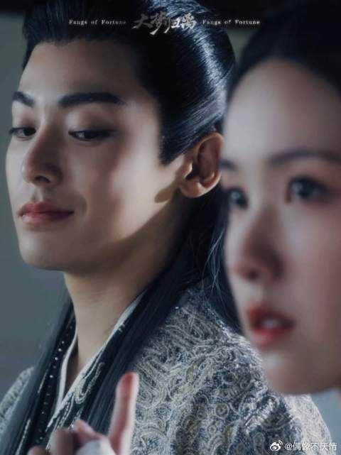 “有妖怪呀,这么大一只~”