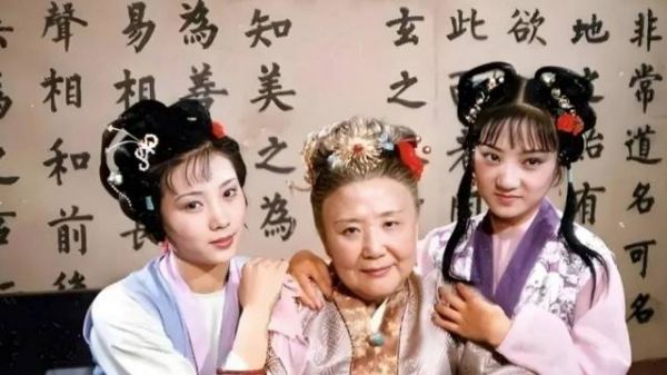 突发噩耗!红楼梦“鸳鸯”郑铮去世,年仅61岁,老公悲痛发讣告