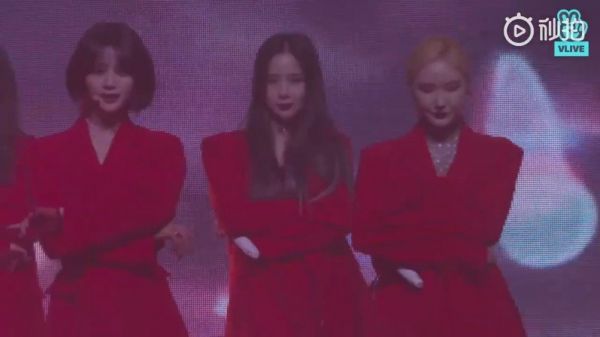 六年前的今天(181121), EXID 的闪亮舞台让你更快坠入爱河