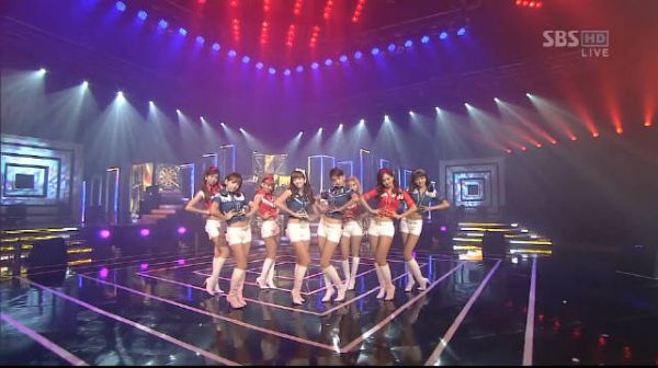 十四年前的今天(101121),少女时代 梦幻般的性感美女,吸引你的眼球