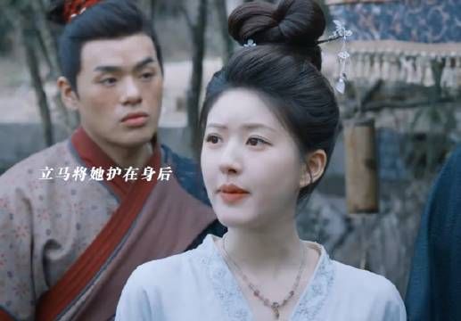 两人争相在端午面前表现,醋坛子快被打翻咯