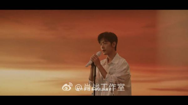 肖战逆风前行去向大海的中心,向着最远处的灯塔总要回家