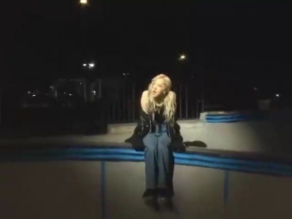 Rosé朴彩英新单《number one girl》MV首播!