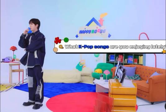 金硕珍分享最爱K-pop歌曲,独爱APT!