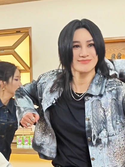闪现走位目光坚定,又是被@尚雯婕 直拍硬控的一天 时光音乐会