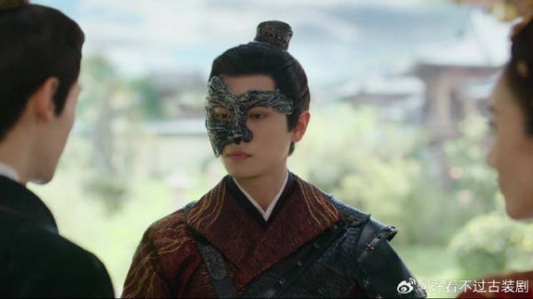 江心白离开寿宴,怎料商别离出来乍到,两人斗嘴场面贼逗