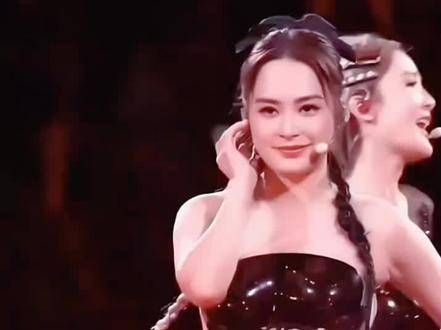43岁的阿娇状态如何?有没有人喜欢她呢?