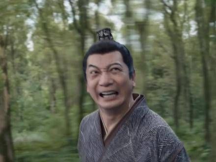 好家伙~就不能给咱们的小年年配一匹骏马呢?看懂庆余年还是要看原著