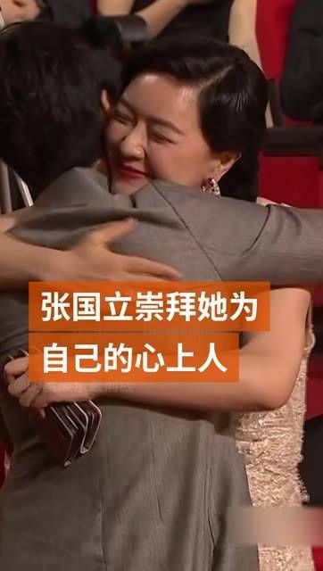 从水厂工人蜕变为多才多艺的女星,即使步入中年,仍能勇敢追梦…