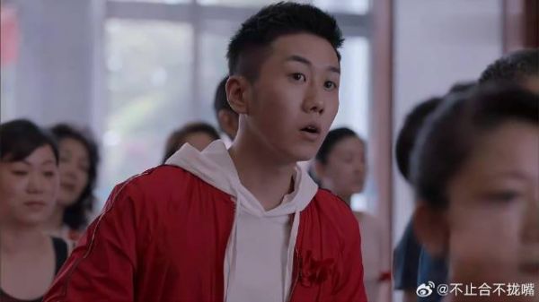 江天昊去参加葬礼,看主持人眼熟,没想到是妙妙的爸爸