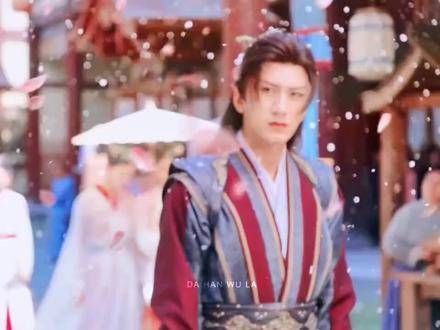 据说《莲花楼》这段被删,是因为笛飞声的眼神太动人,这么好看为什么删除