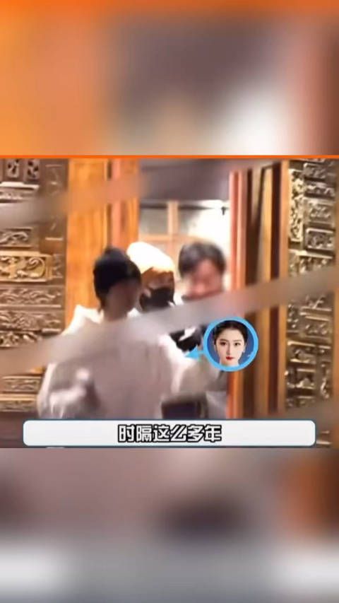 他们俩太低调了,看看黄子韬,上串下跳的!
