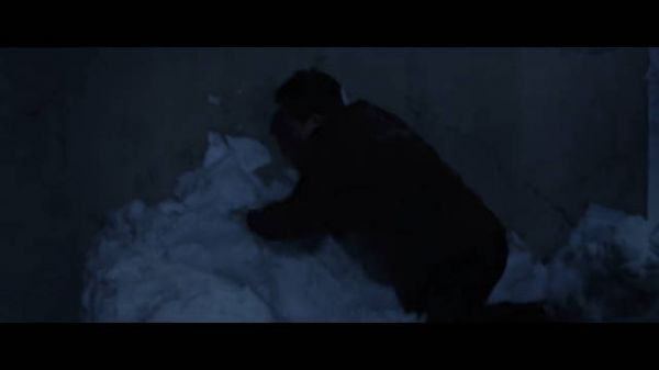 最好的兄弟在深夜因为追捕偷车贼牺牲,秦川抓捕凶手时差点无法控制情绪…