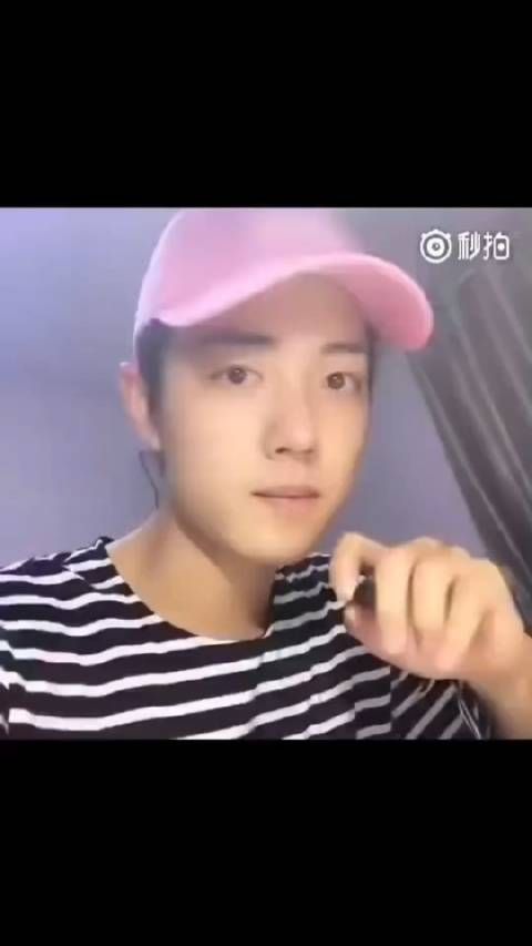 肖战回答问题时间,原来战战那么早就在练身体了