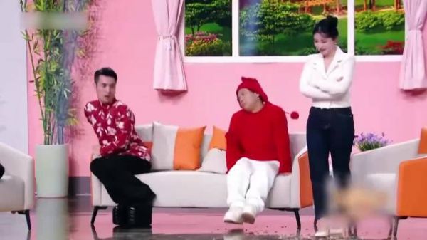 小品《东北合伙人》,文松的鞋底,比宋小宝脑袋还长!