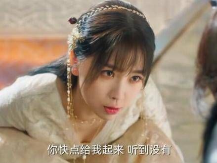 哈哈哈哈哈救救我吧,我觉得觞阙简直想把小兰花直接带走…
