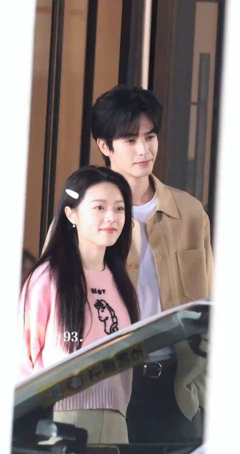 其实两个都不太适配,男女主应该比他俩都成熟点,宋威龙甚至更适合男二庄序