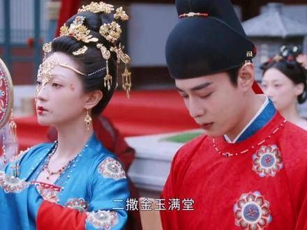 他为了权势抛弃了挚爱，认为日后有了权力还能重拾旧情…