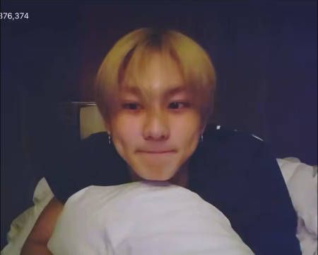 梁祯元宠粉甜豆 241205 Weverse 祯元live :See you tomorrow Engene!