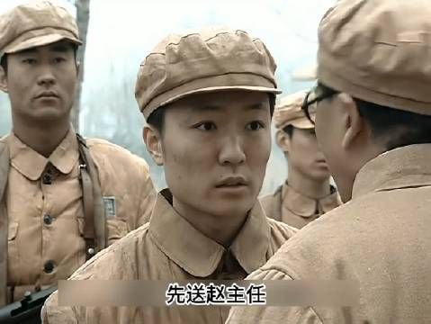 李云龙生命危在旦夕，失去理智的段鹏大闹医院